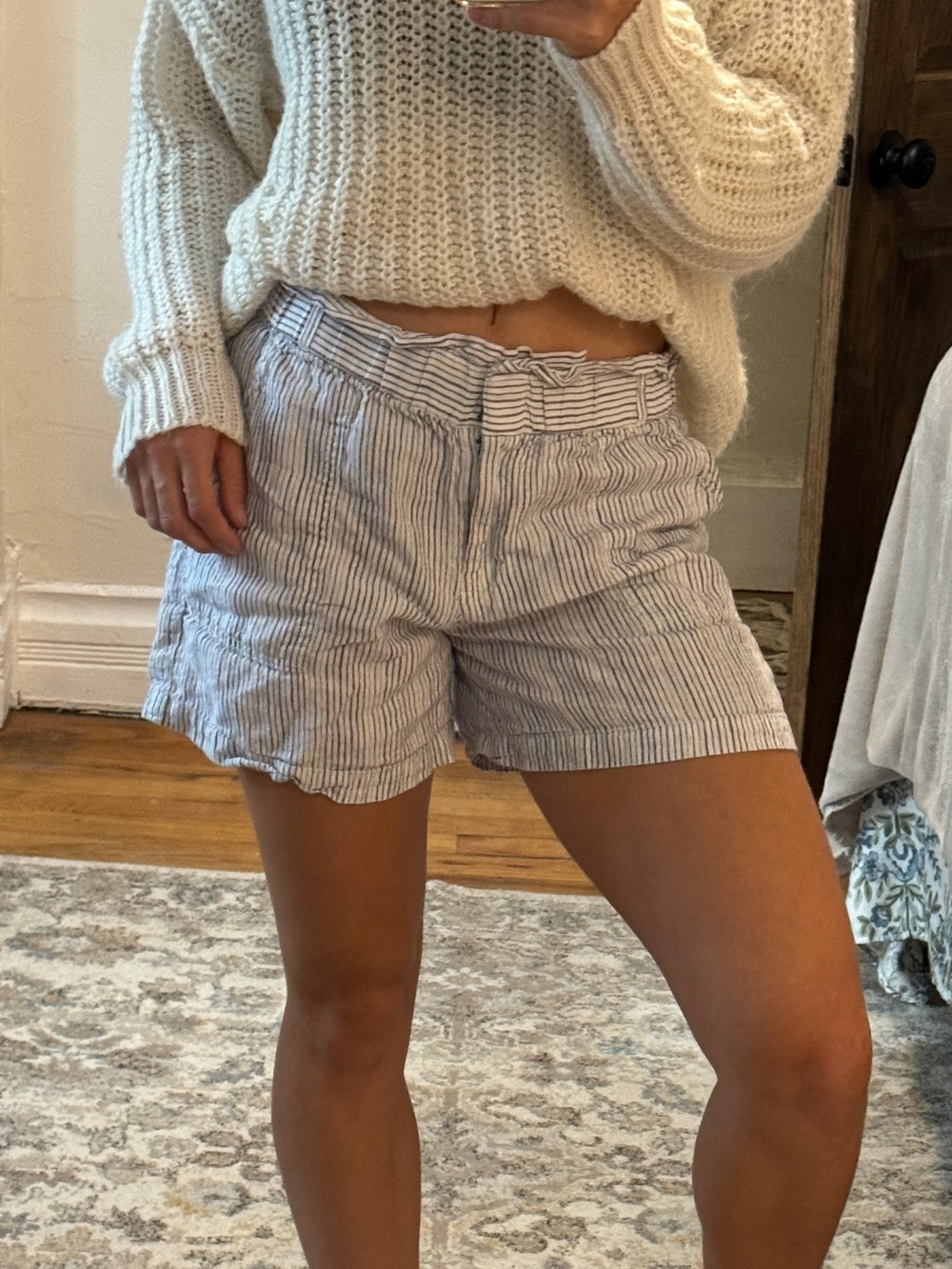 Anthropologie 100% Linen Blue and White Striped Shorts 9-H15 STCL